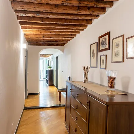 Beautiful Flat In The Historic Center *